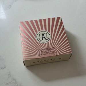 New Anastasia Glow Seeker Highlighter - sun idol